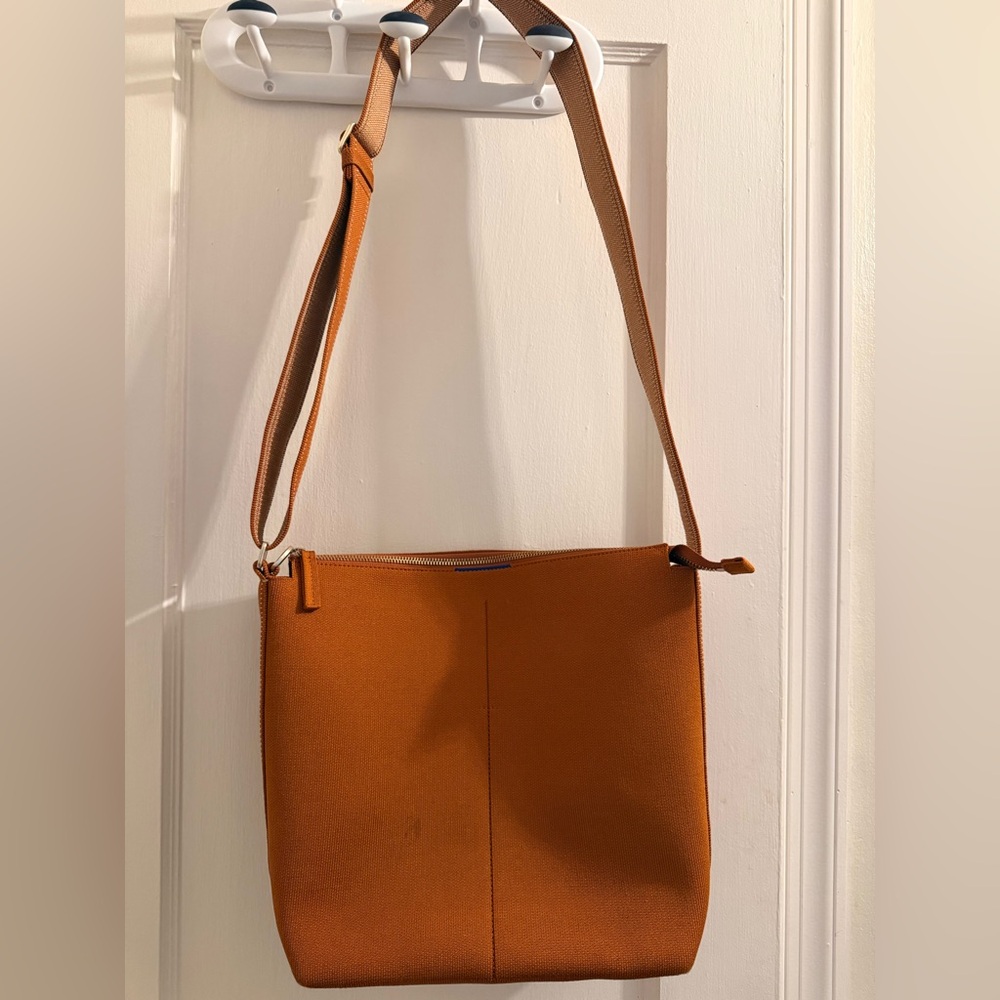 Rothy's Cognac Tan-Mini Zip Bucket